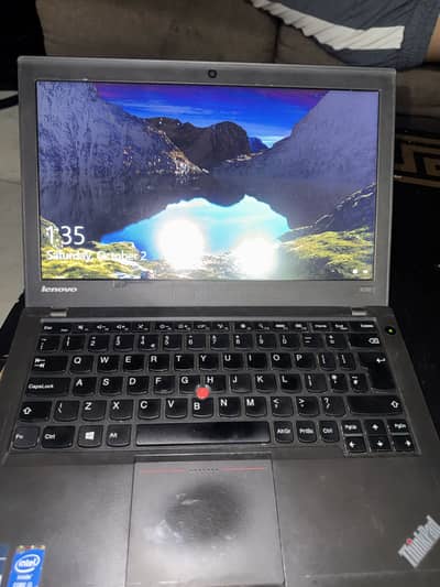 Lenovo thinkpad 4 gen 4 /128