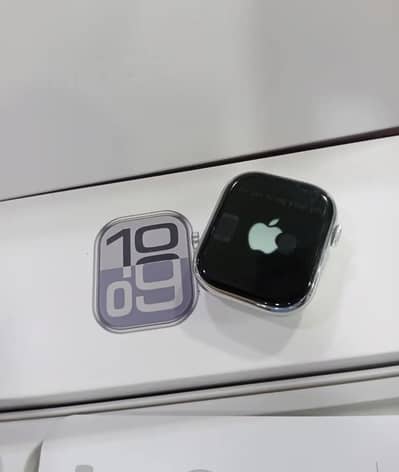 SR11 apple logo smartwatch