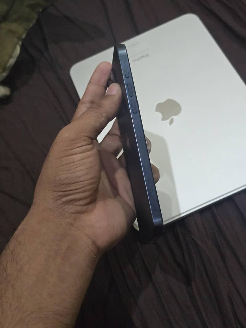 iPhone 15pro max 3