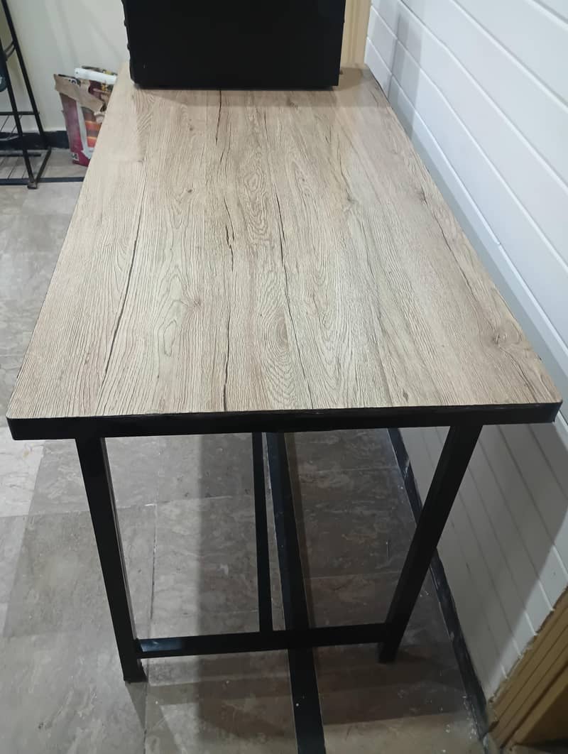 Gaming table & study table 1