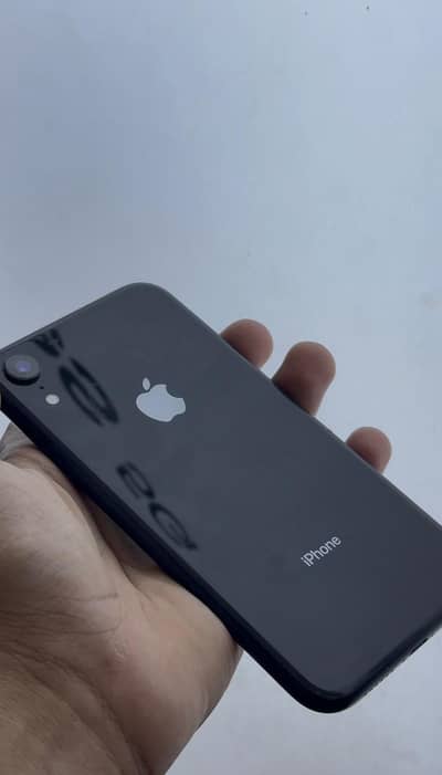 iPhone XR