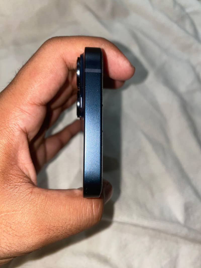 Apple iPhone 14 1