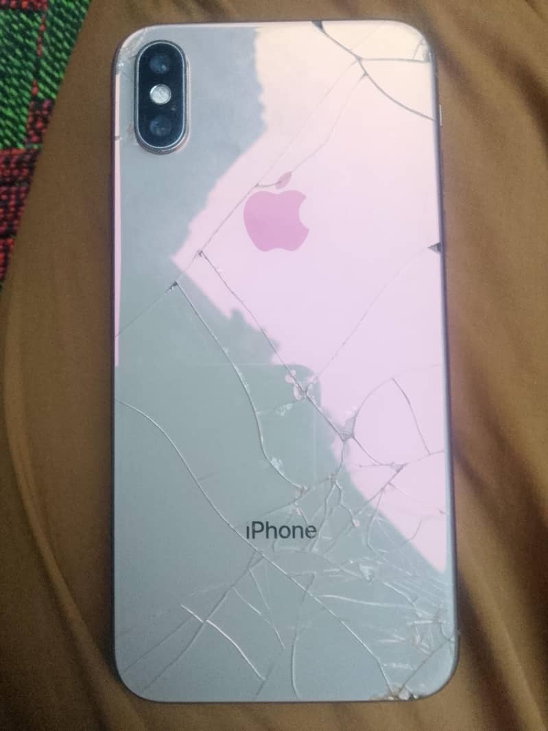 Apple iPhone XS 1