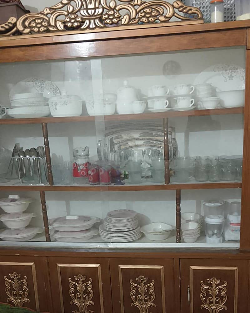 showcase or dressing table 0