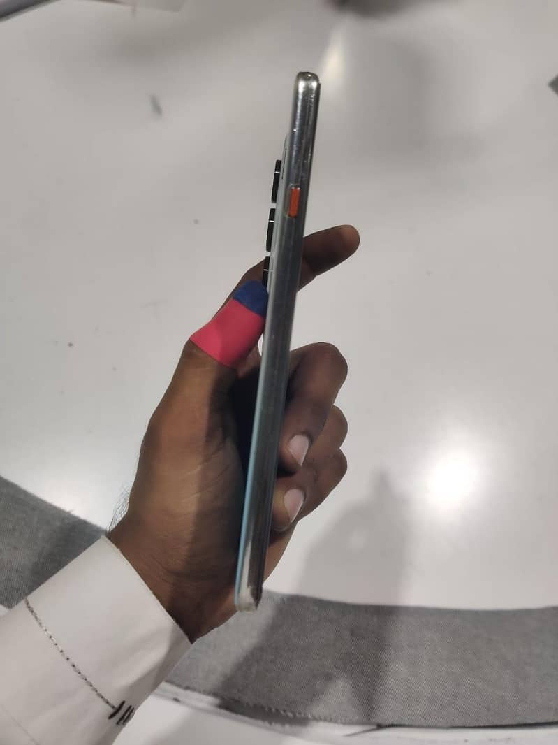 Tecno CAMON 40 2