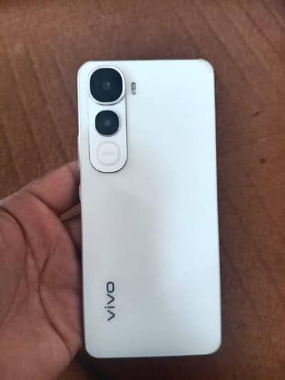 Vivo Y400