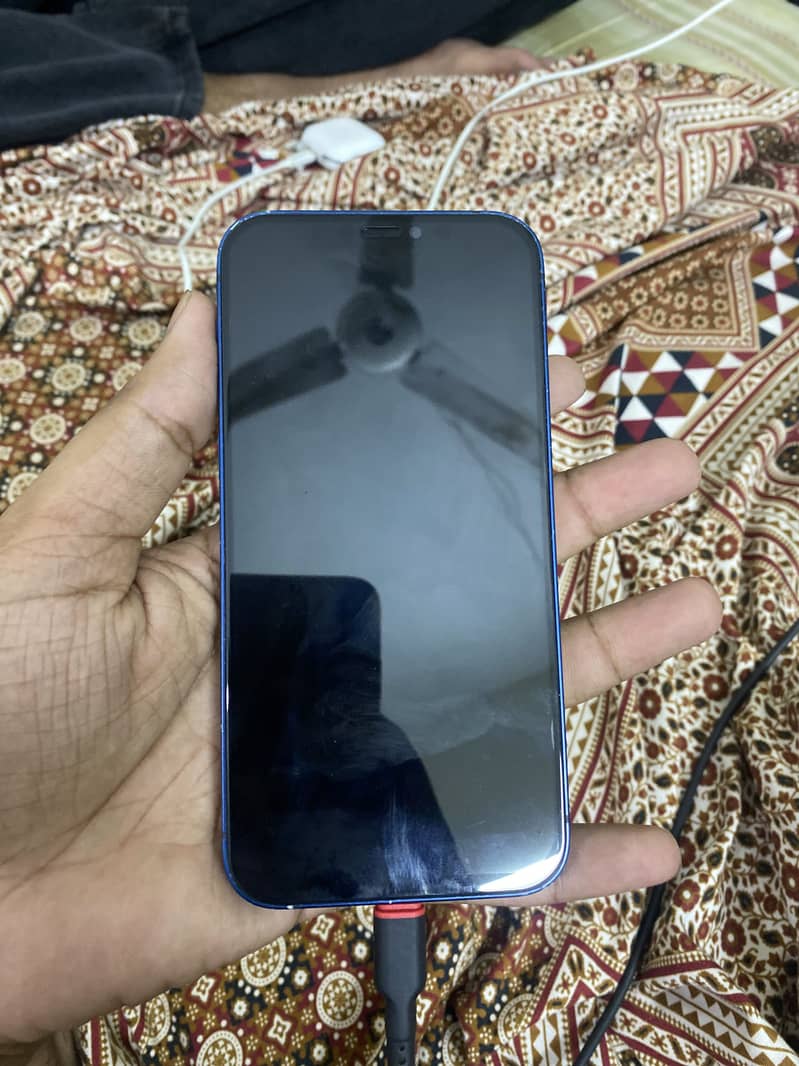 Apple iPhone 12 5