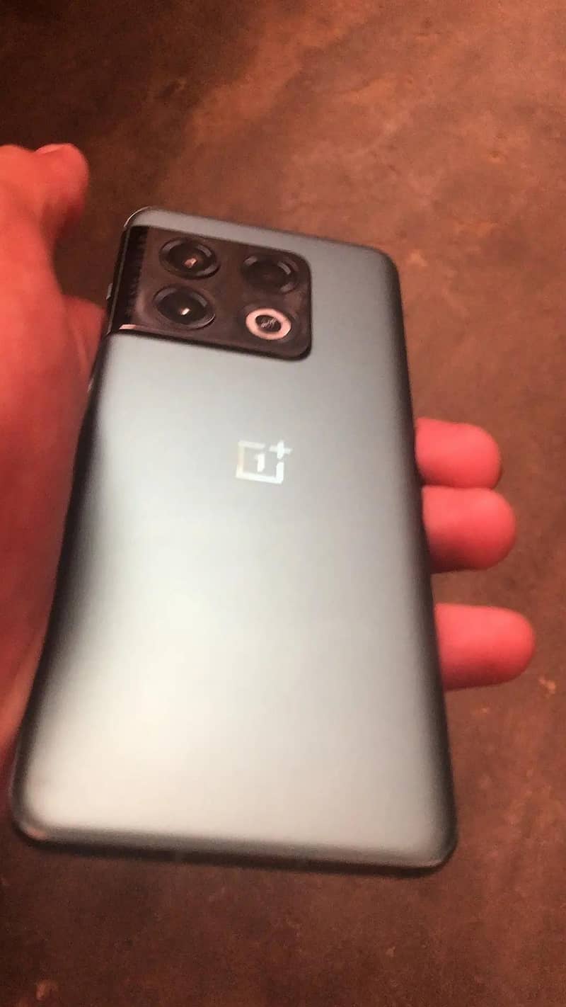 One Plus 10 Pro 0