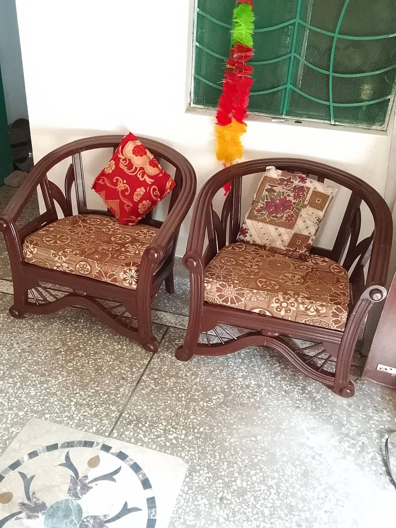 Sofa 4 seater 0