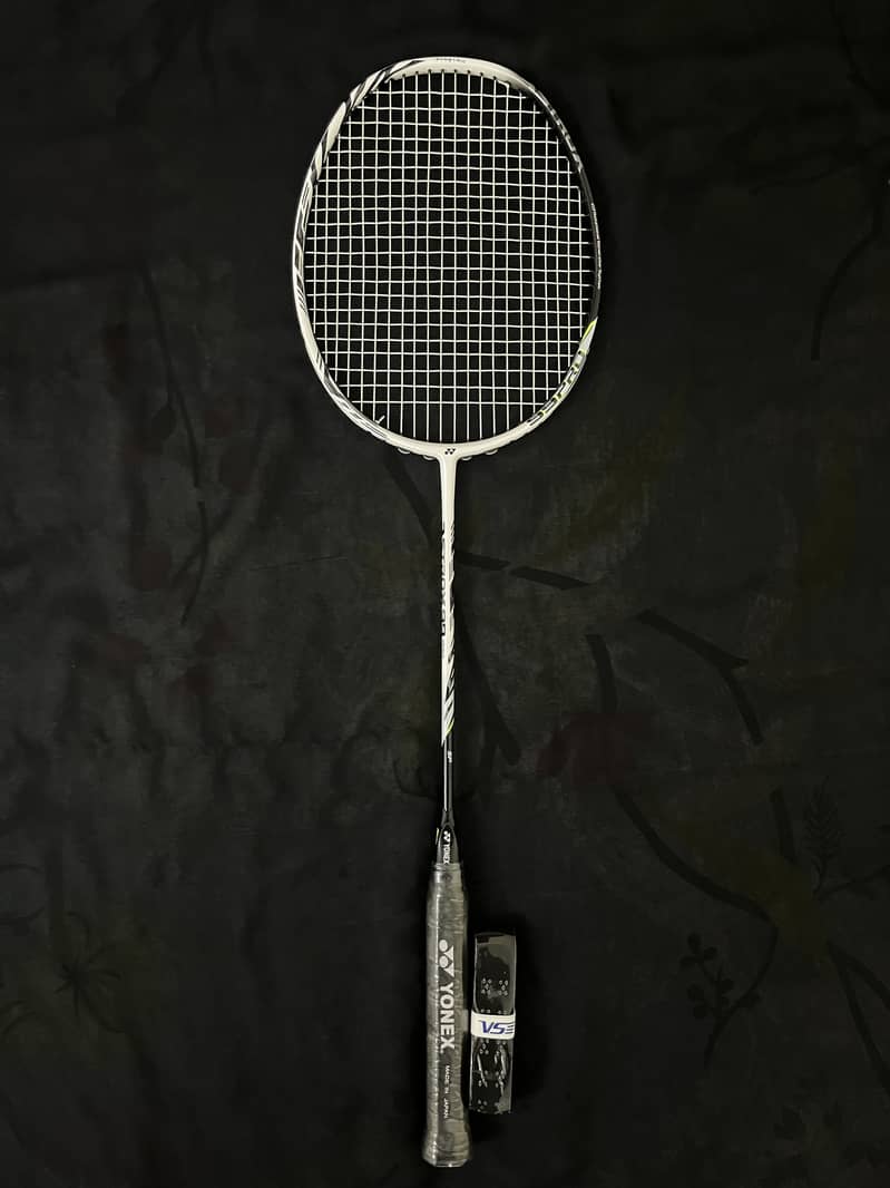Yonex Astrox 99 pro 0