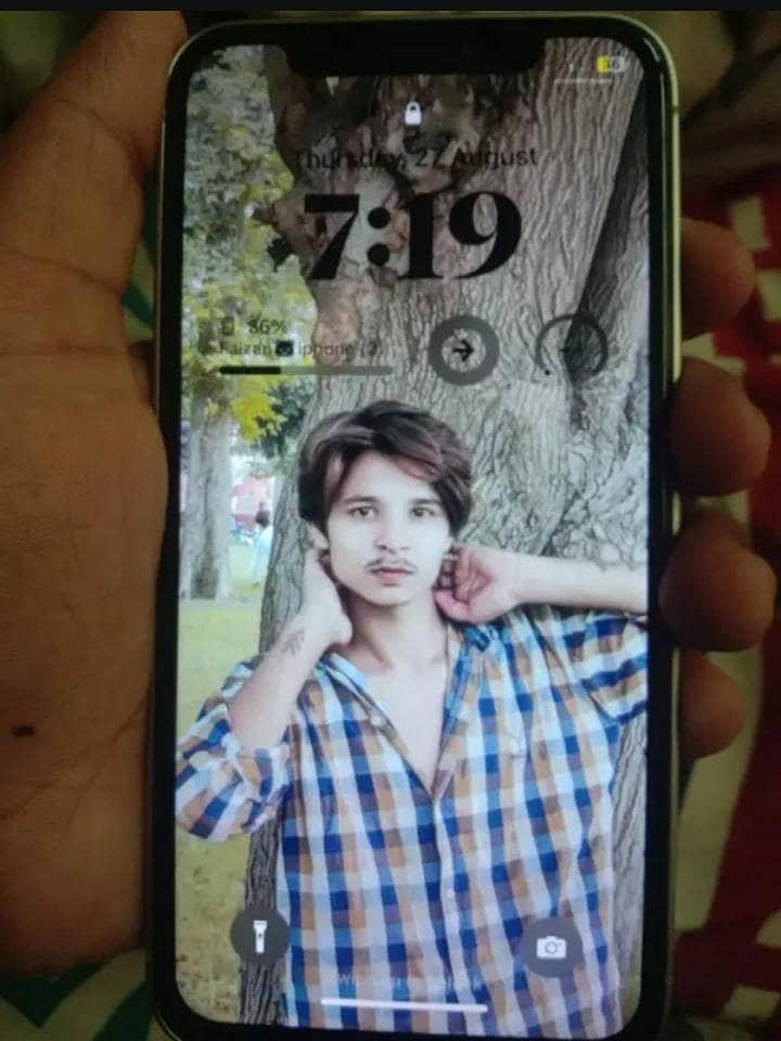 Apple iPhone X 0