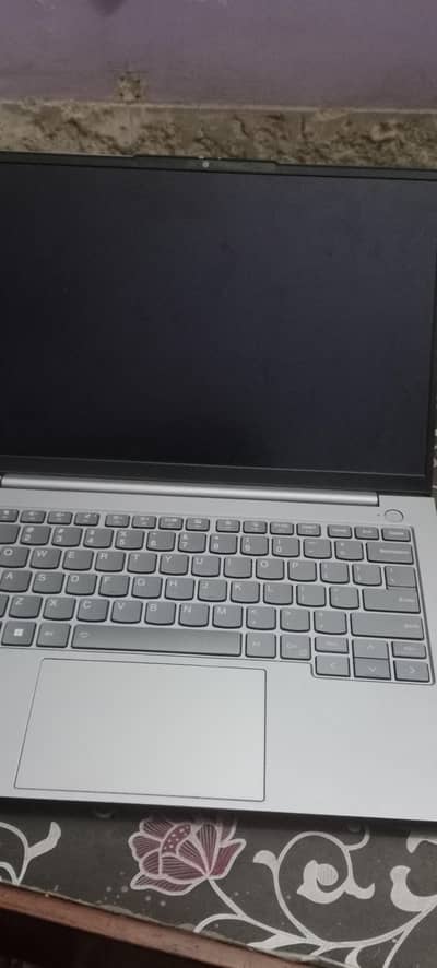 Lenovo Thinkpad core i7 13 Generation
