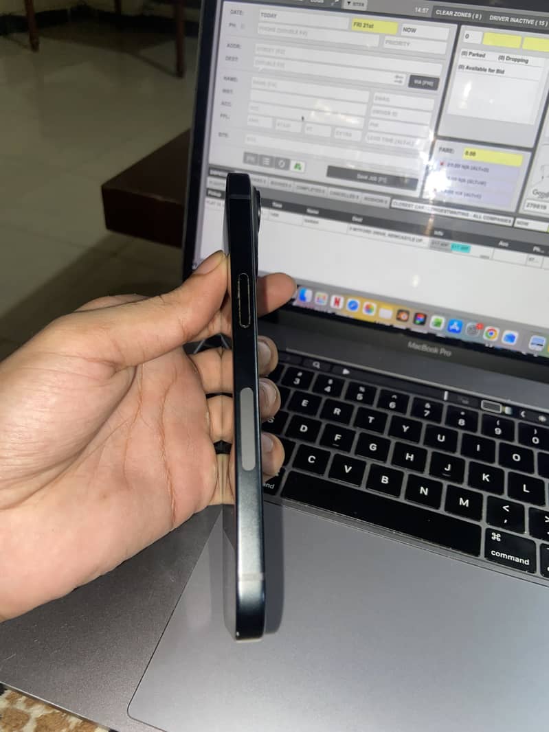 Apple iPhone 15 1