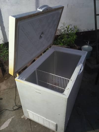 Waves Deep freezer