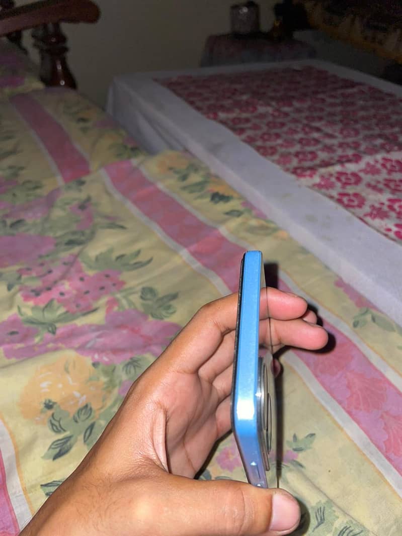 OPPO A60 1
