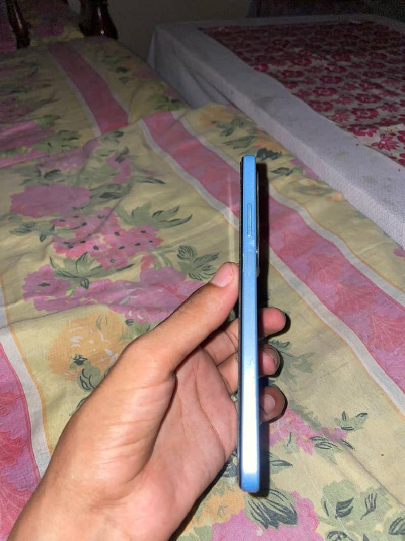 OPPO A60 3