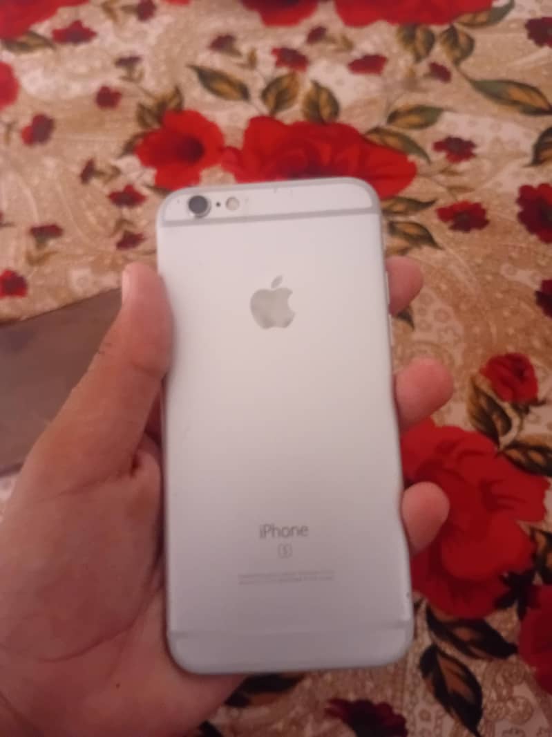 Apple iPhone 6S 3