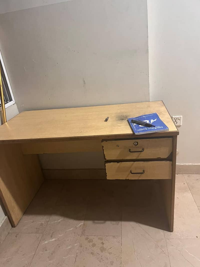 computer table, office table, wooden table 0