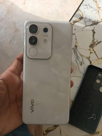 Vivo V29