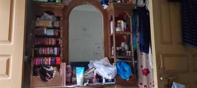 wood mirror