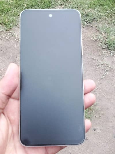 hot 60i 6gb 128gb like new , 10month warranty