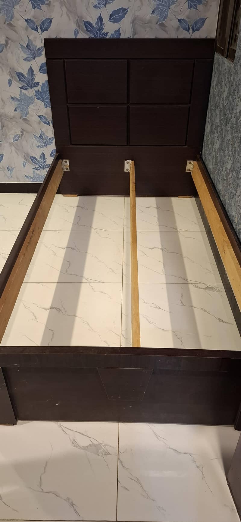 single bed 0