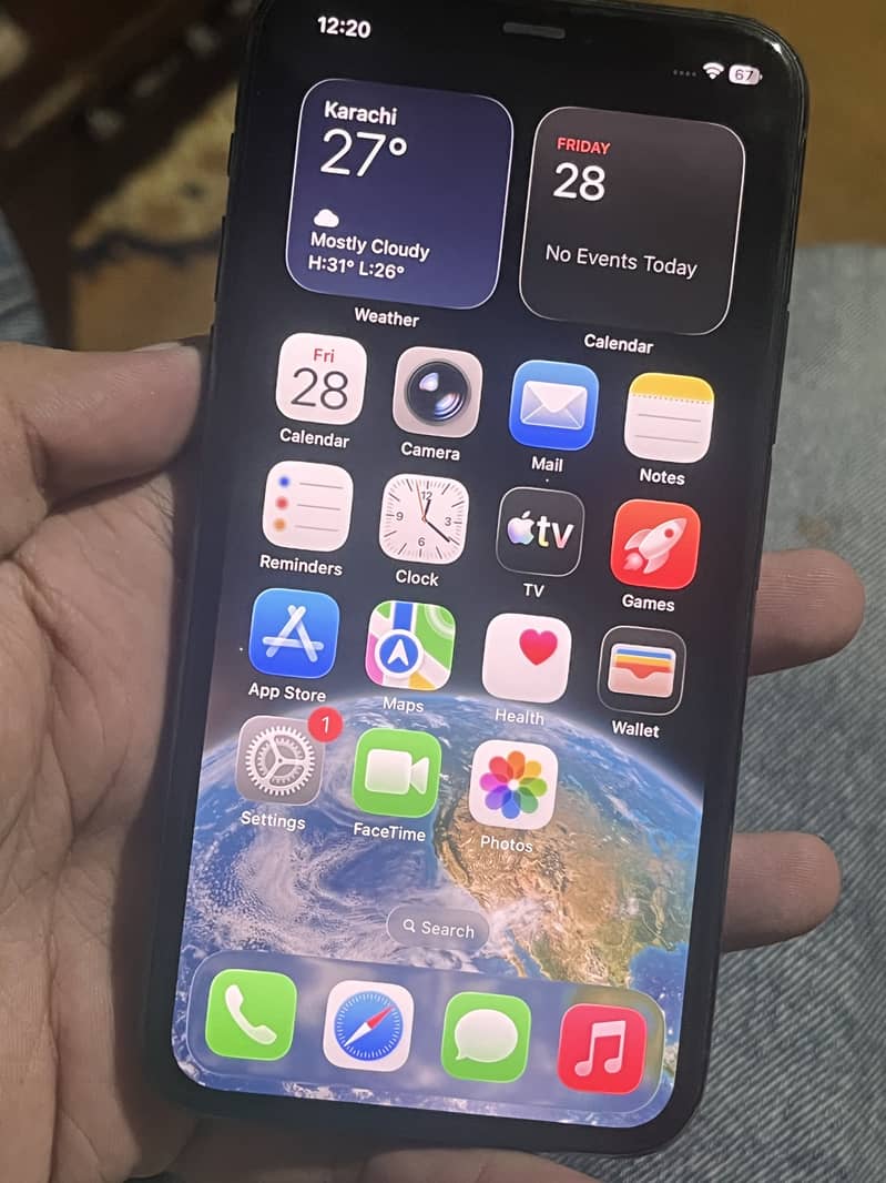 Apple iPhone 11 Pro 1