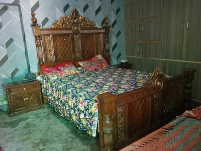 black sheesham wooden Bed