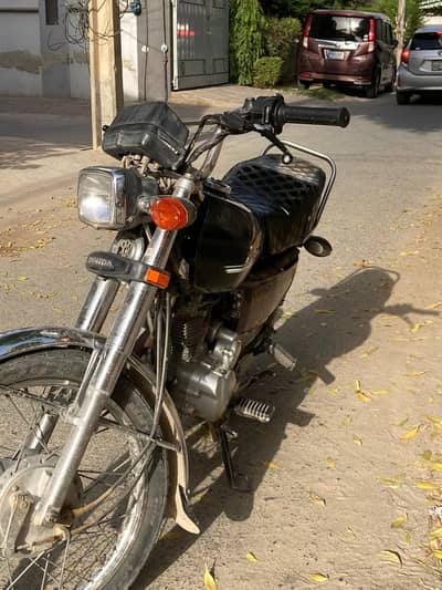 Honda CG 125S Self Start 2023 – Black | Original Paint & Engine