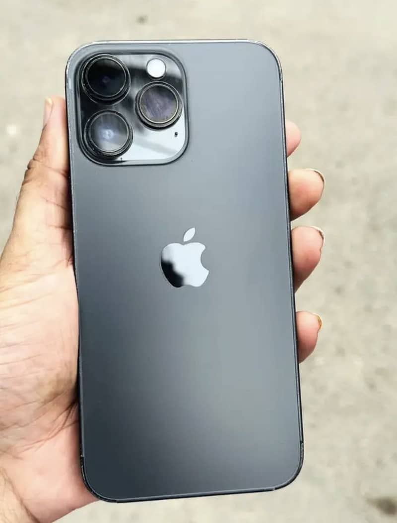 Apple iPhone 14 Pro Max 0