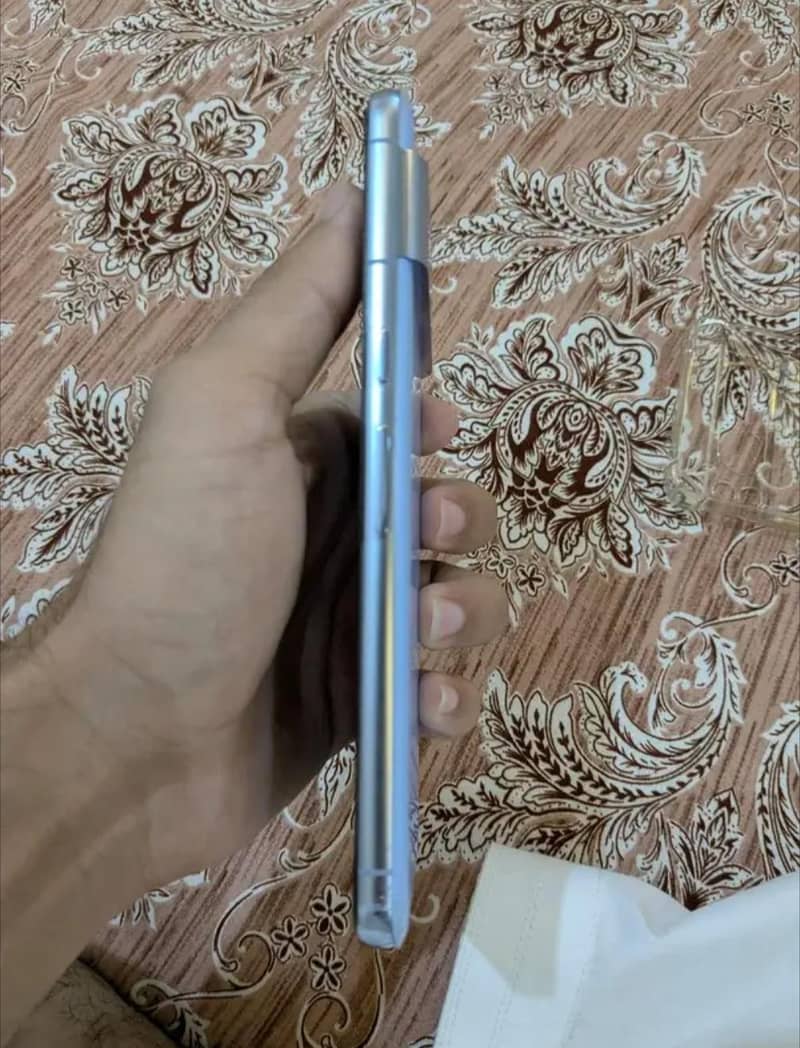 Google Pixel 8 Pro 4