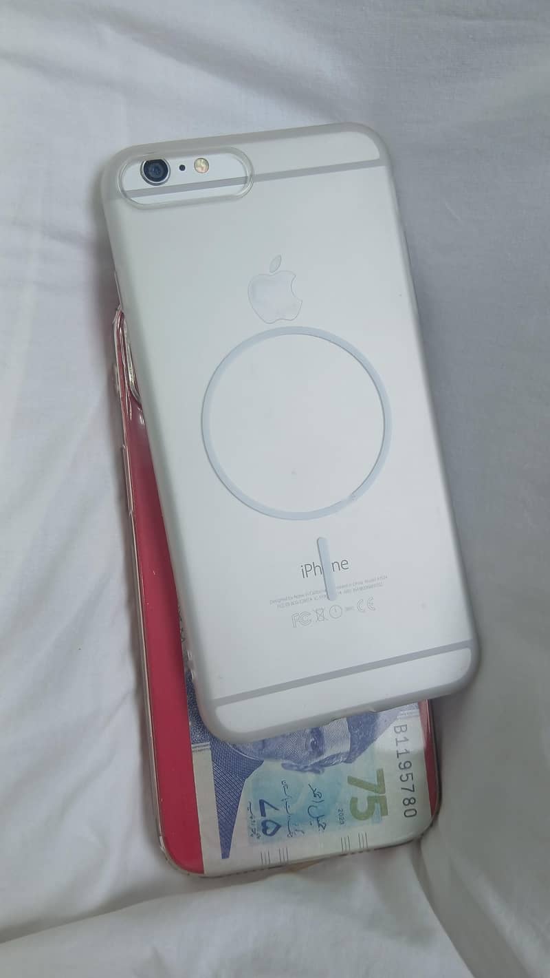 Apple iPhone 6 Plus 0