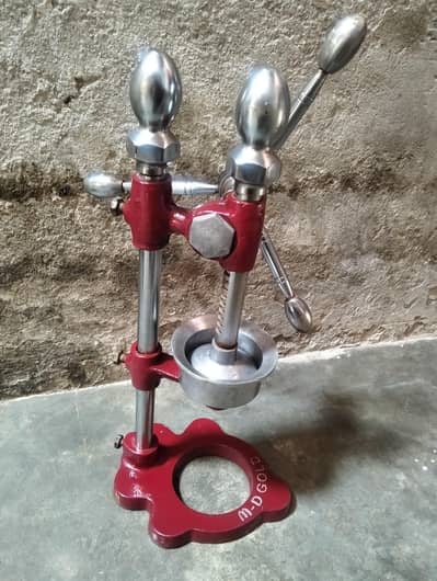 M-D GOLD Manual Juicer / Heavy Duty Hand Press Juicer