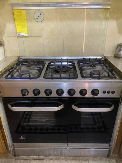 Cooking Range with oven and grill