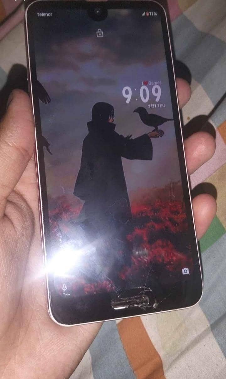 Sharp Aquos R2 1