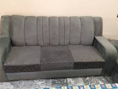 6 Seater Sofa Set for Sale – Good Condition