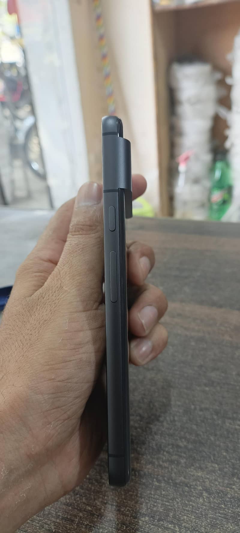 Google Pixel 8 2