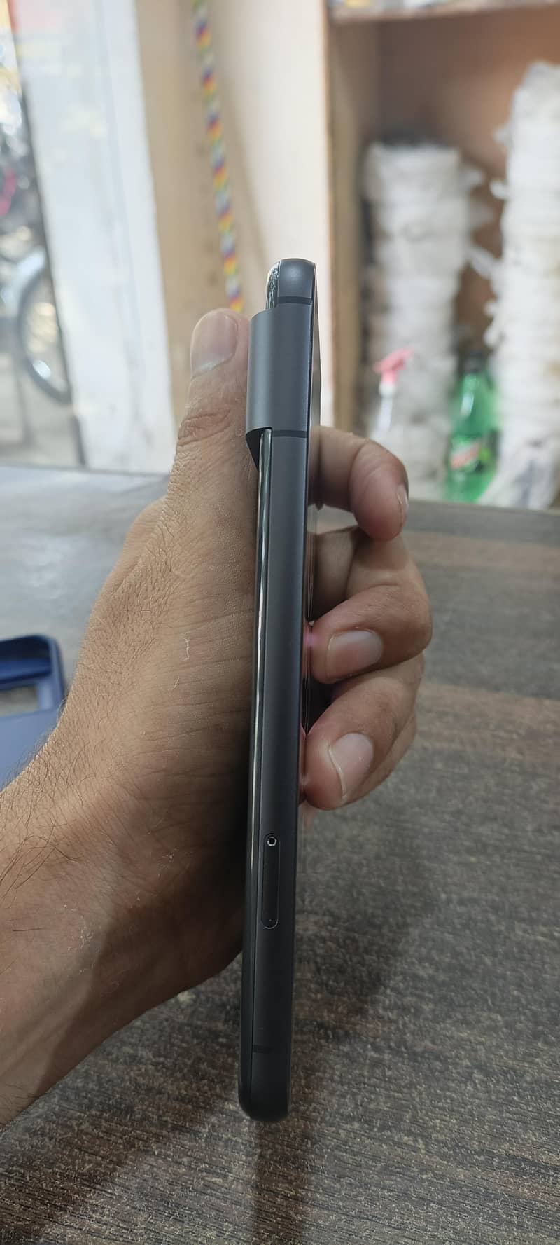 Google Pixel 8 4