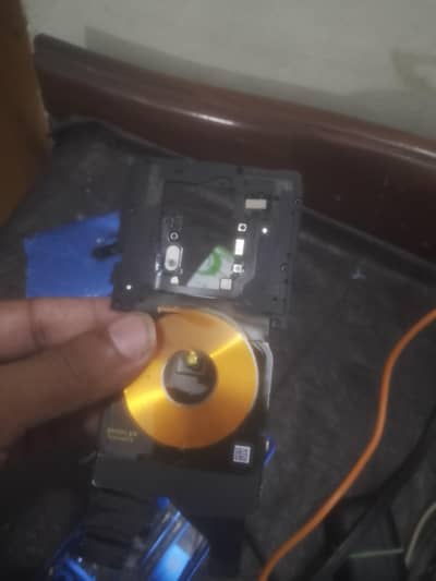OnePlus 8pro camras charging medol finger print available