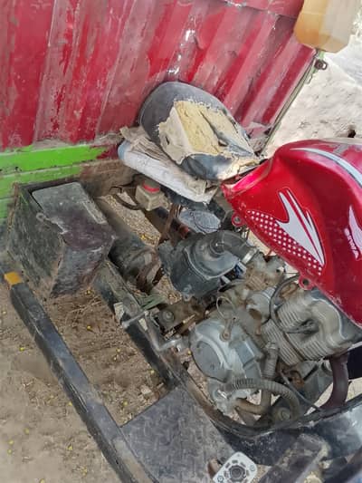 Loader Rickshaw Excellent Condition - Total Genuine Engine & New Tires
