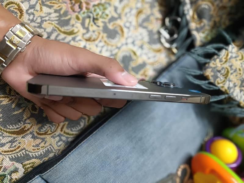 Apple iPhone 12 Pro Max 2