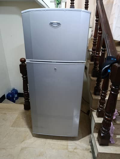 Haier HRF-327 Double Door Refrigerator – Excellent Cooling