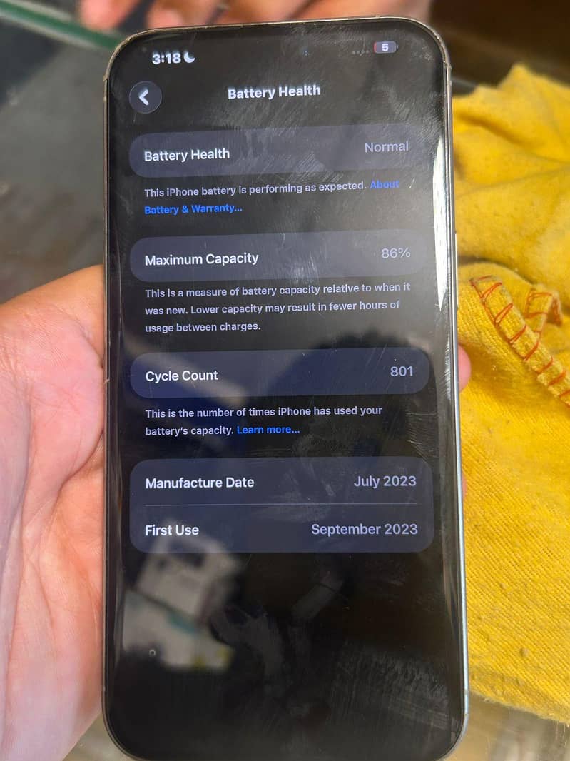 Apple iPhone 15 Pro Max 6