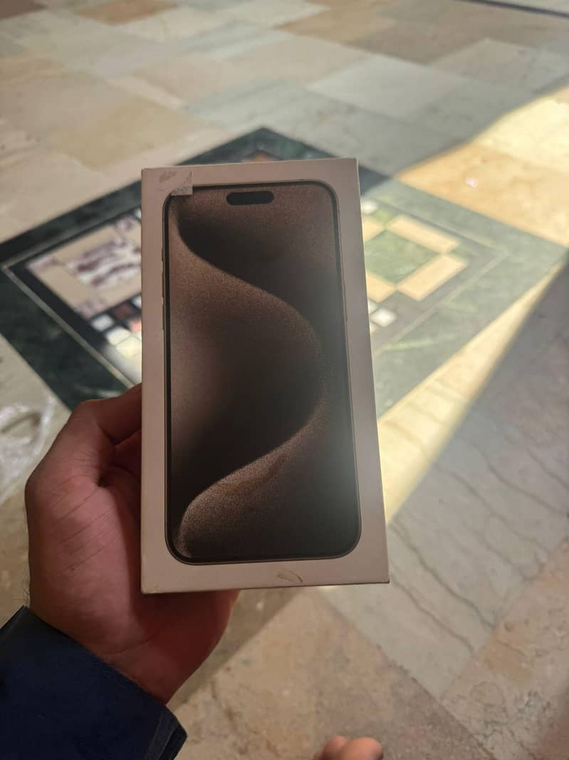 Apple iPhone 15 Pro Max 11