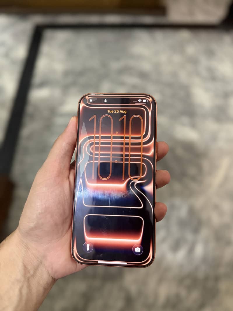 Apple iPhone 17 Pro Max 1
