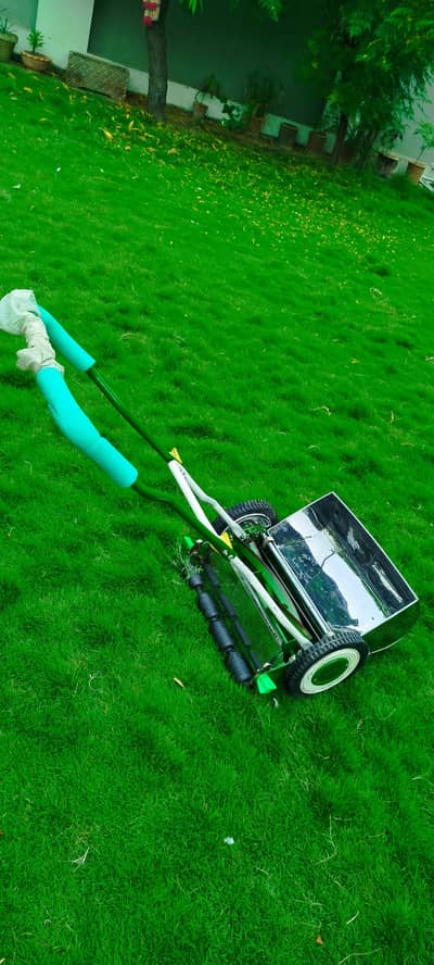 Lawn mower - grass cutting machine for sale