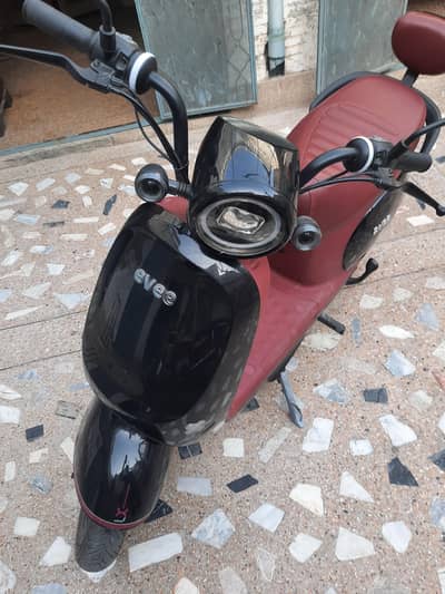 Evee lx scooter