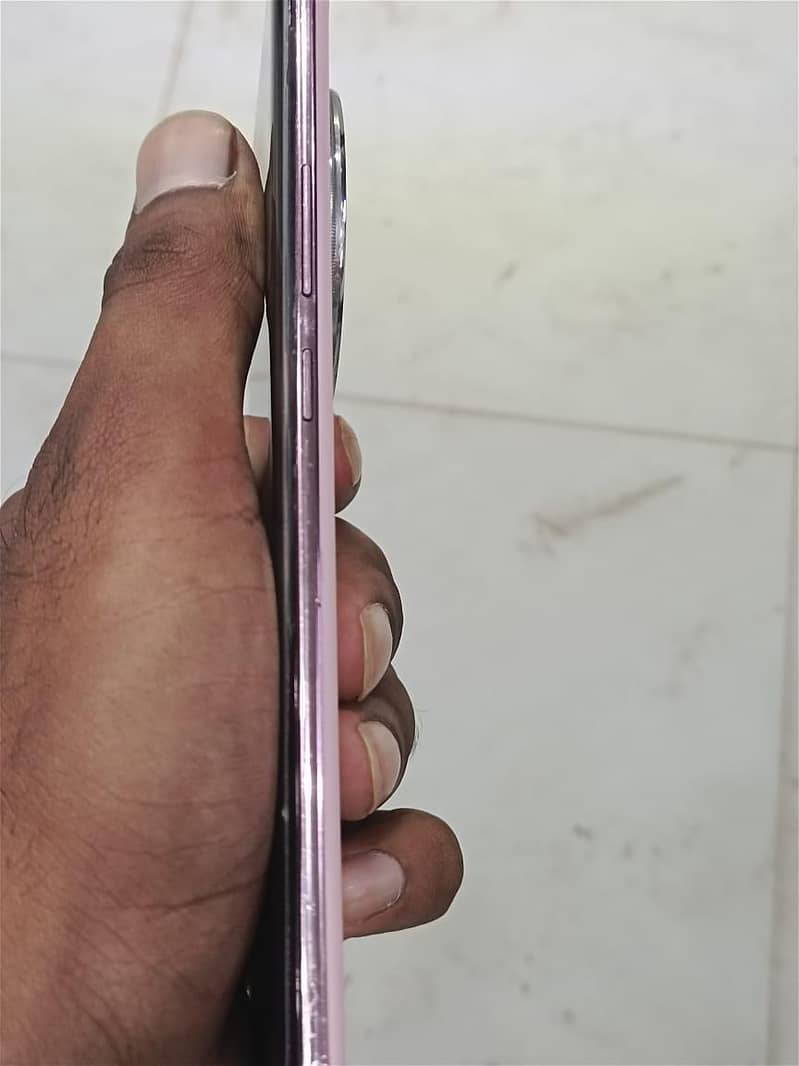 Infinix Zero 40 6