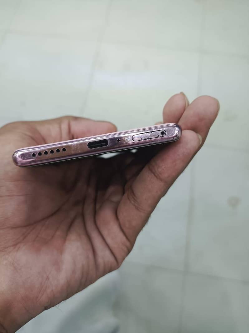 Infinix Zero 40 7