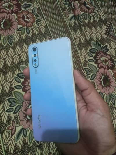 Vivo S1